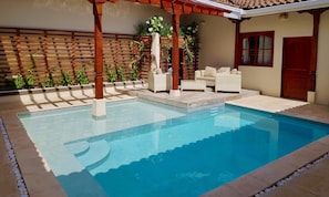 Indoor pool - Hotel La Perla (León)