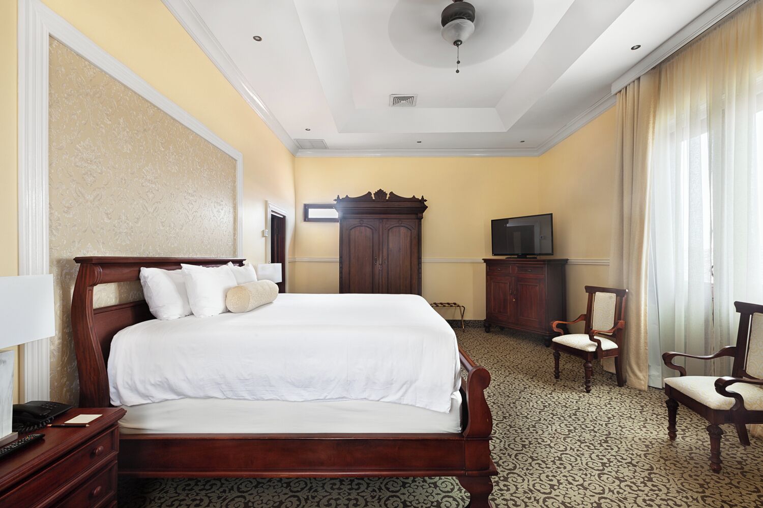 Premium bedding, minibar, in-room safe, free WiFi