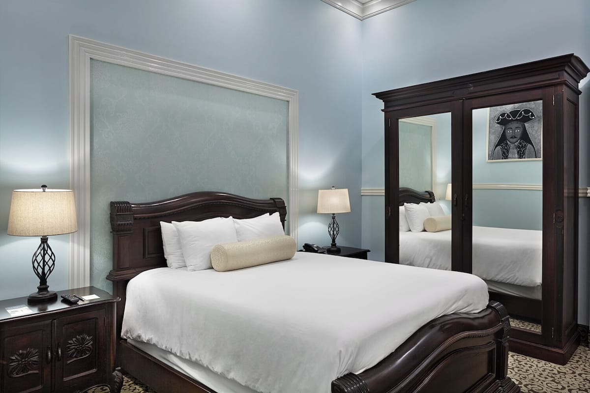 Flor HIstoric Queen | Sengetøy av topp kvalitet, minibar, safe på rommet og wi-fi (inkludert)