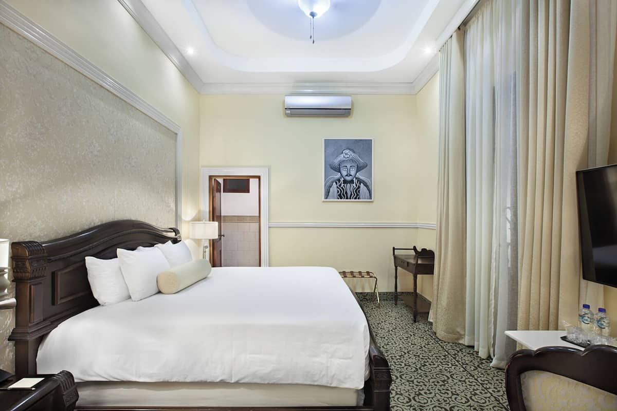 Mar - King premium historic room | Sengetøy av topp kvalitet, minibar, safe på rommet og wi-fi (inkludert)