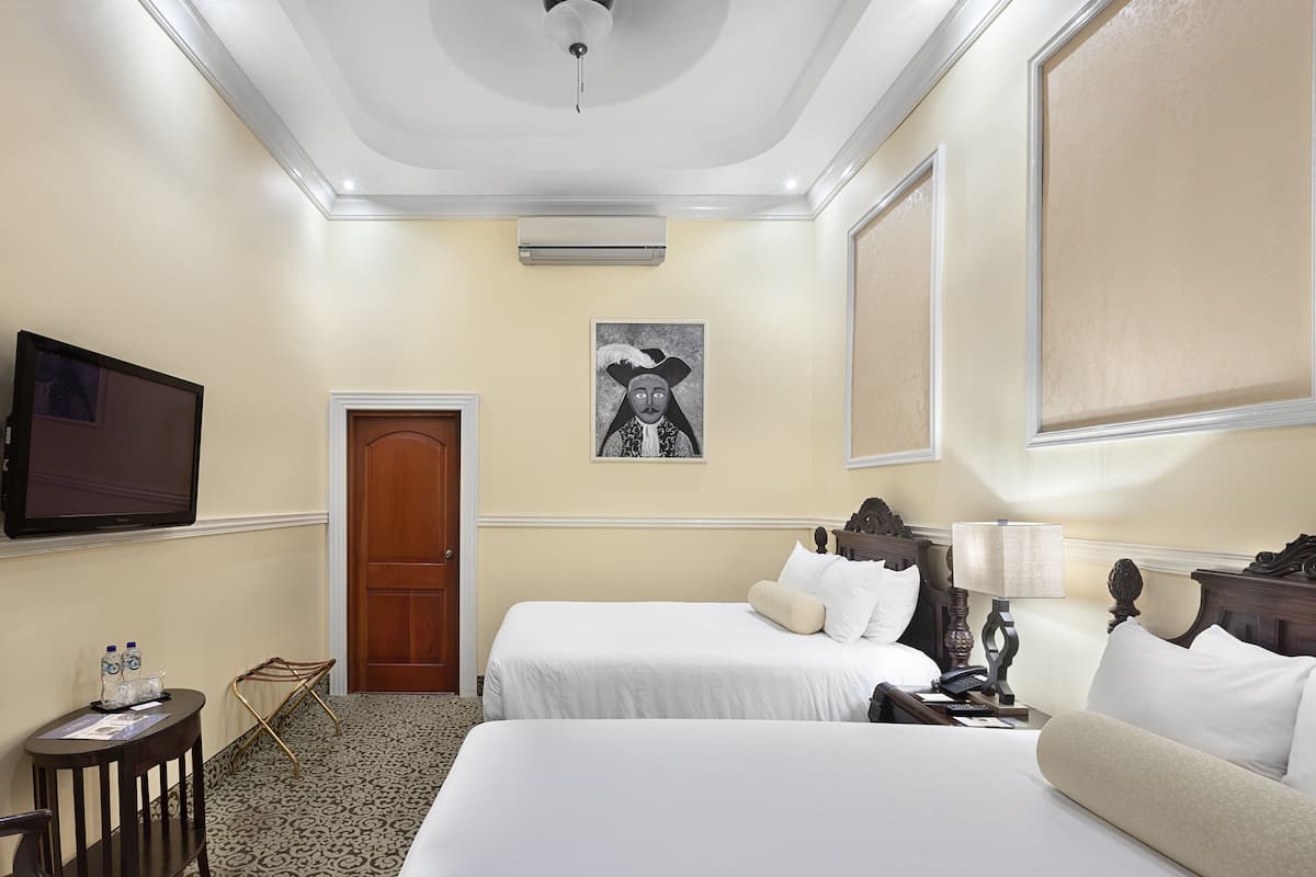 Classic Double Room, 2 Queen Beds