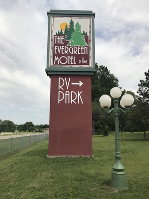 واجهة المنشأة