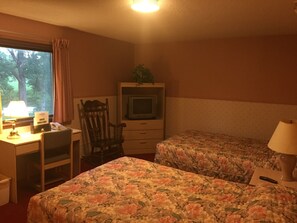 Classic Room, 2 Double Beds | Desk, iron/ironing board, free WiFi, bed sheets