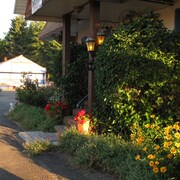 Blue Mountain Motel