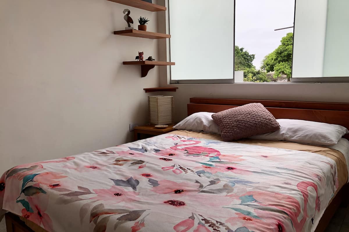 Design Double Room, 1 Bedroom, Private Bathroom | In-room safe, desk, laptop workspace, WiFi (free)