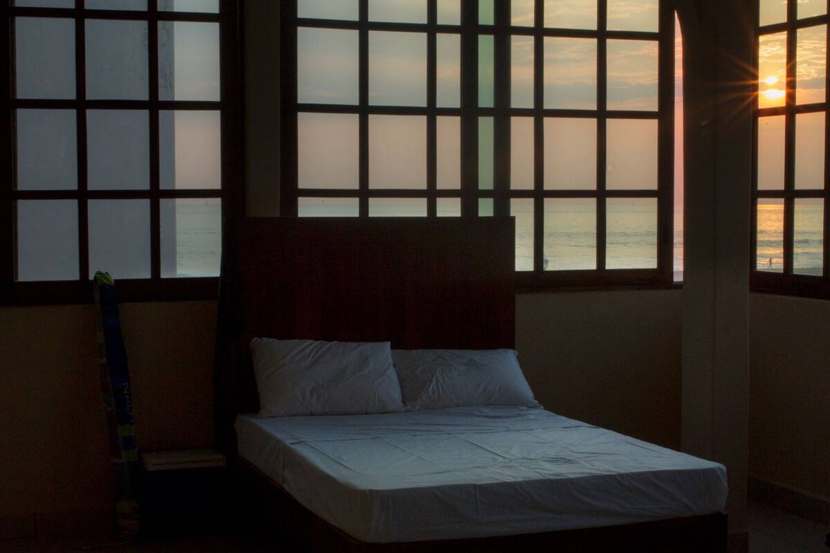 Suite, vue sur l’océan (Sunset)
