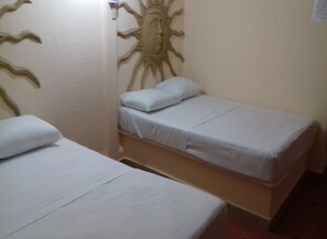 Standard Room, 2 Double Beds - Hotel Zanzibar (Puerto Escondido)