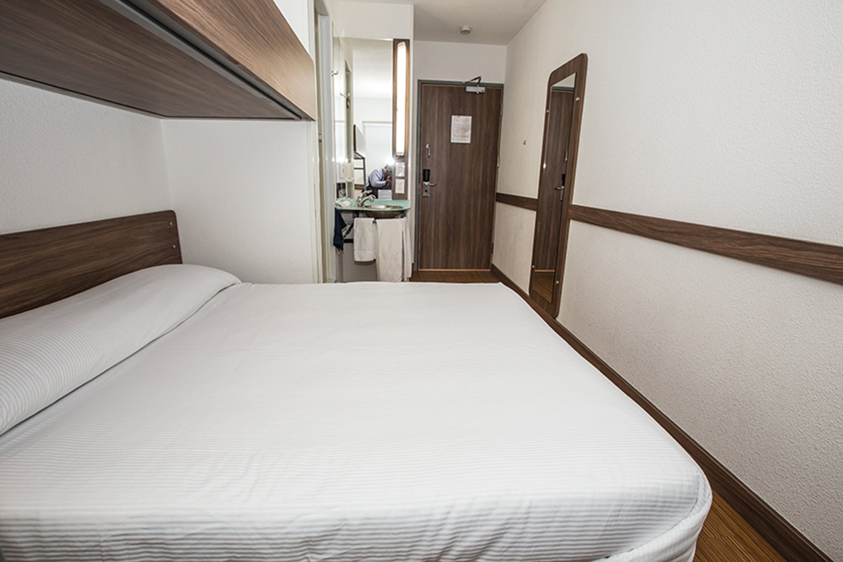 standard room, multiple bedrooms | desk, free wifi, bed sheets