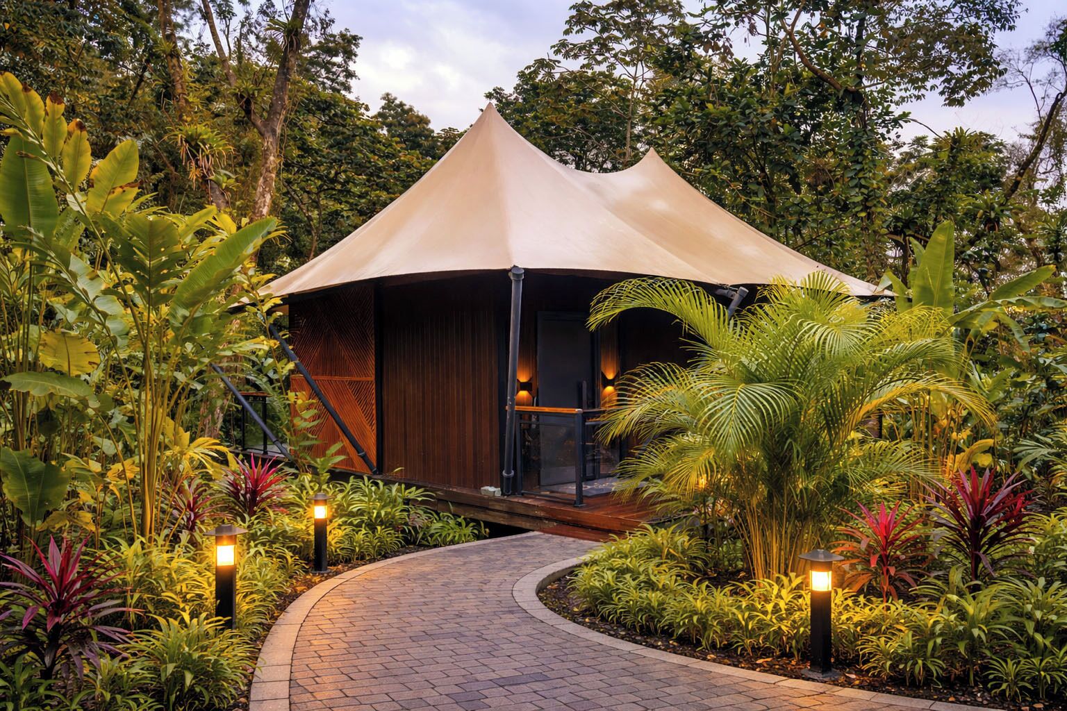 Jungle Luxe Tent | 1 soveværelse, premium-sengetøj, dundyner