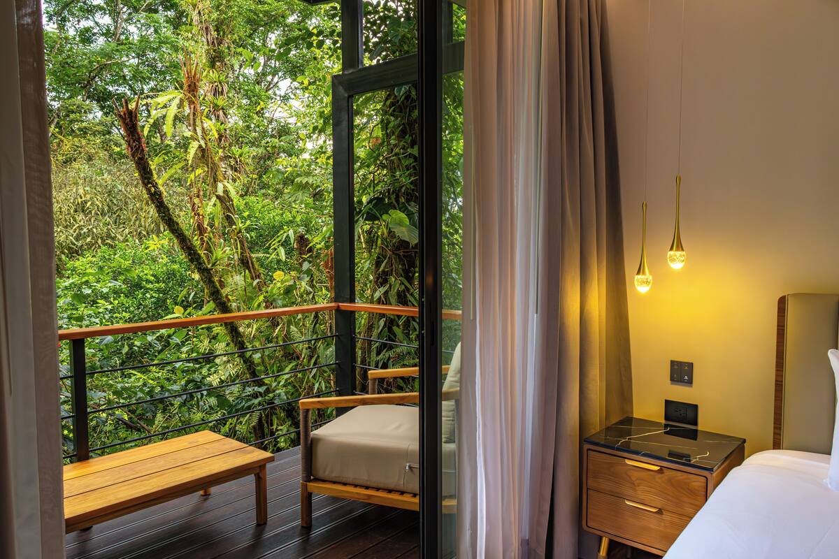 Premium Quadruple Room | วิวสวน