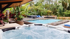 Outdoor pool, sun loungers - Tifakara by the Waterfall (La Fortuna)