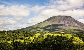Exterior - Tifakara by the Waterfall (La Fortuna)
