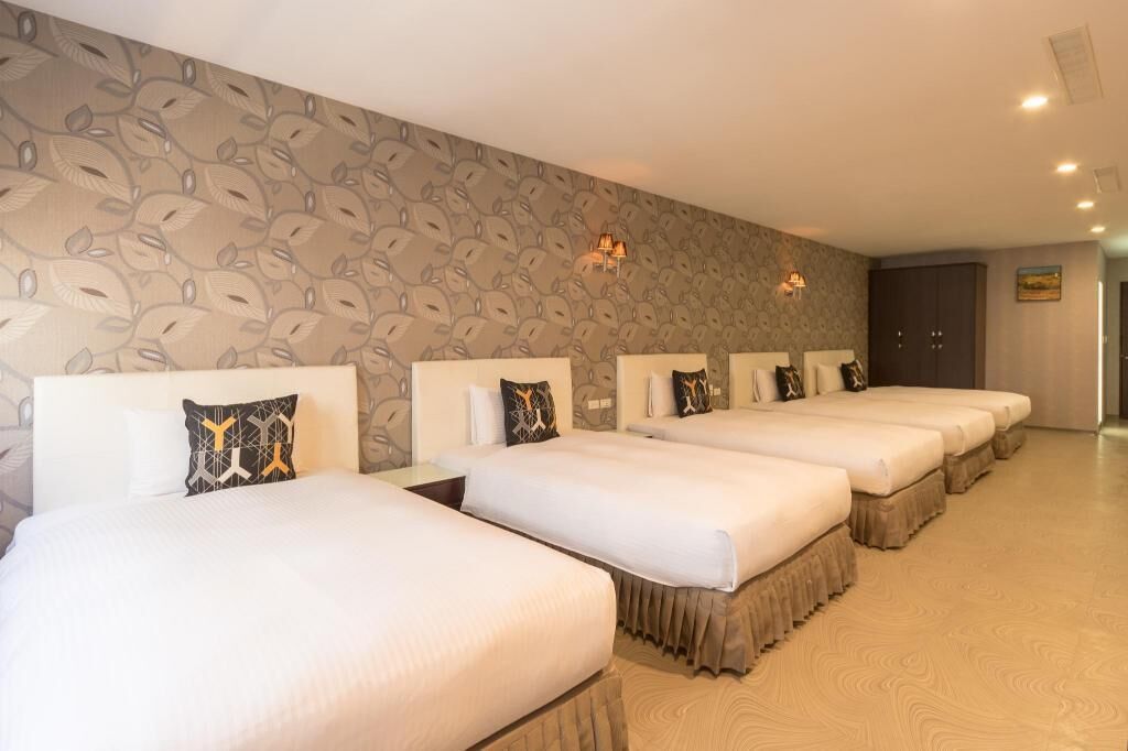 Premium bedding, down duvets, pillow-top beds, desk