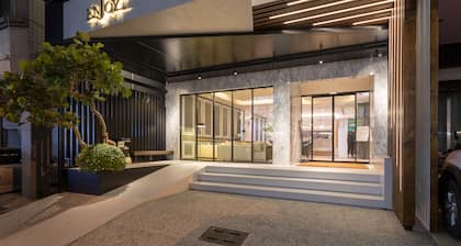 Just Enjoy Business Hotel