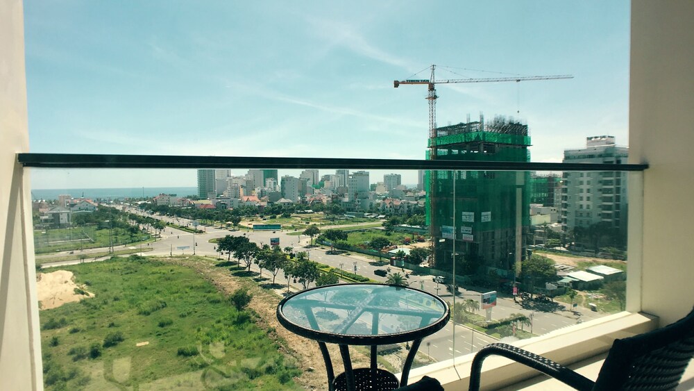 Sea Garden Hotel & Apartment