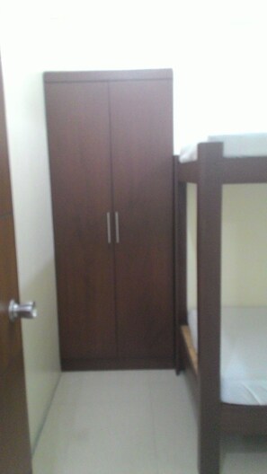 Room, 2 Bedrooms