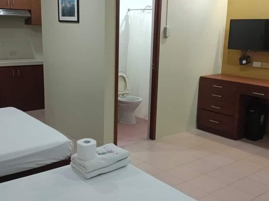 Family Room, Non Smoking | Desk, iron/ironing board, free cribs/infant beds, free WiFi