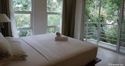 Greenspace Palawan Hotel