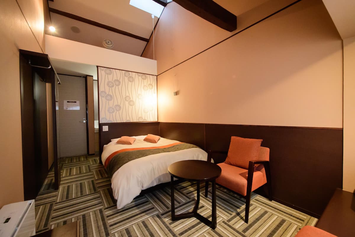 Modern Japanese Double Room with Shared Hot Spring Access, Non-Smoking | WiFi (free)