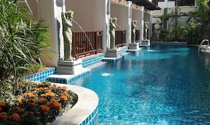 2 outdoor pools, pool loungers - Thai Palace Resort (Rawai)