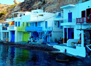 Front of property - Tsakanos Sirma (Milos)