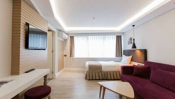 1 chambre, coffres-forts dans les chambres, bureau
