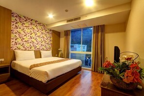 Premier Room | In-room safe, desk, blackout drapes, rollaway beds