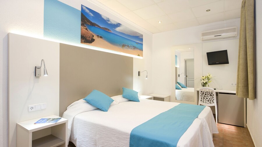 Hostal Residencia Adelino