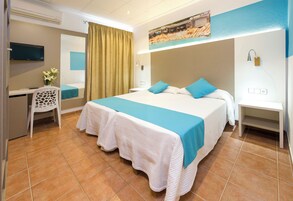 Habitación Confort con 2 camas individuales | Terraza o patio