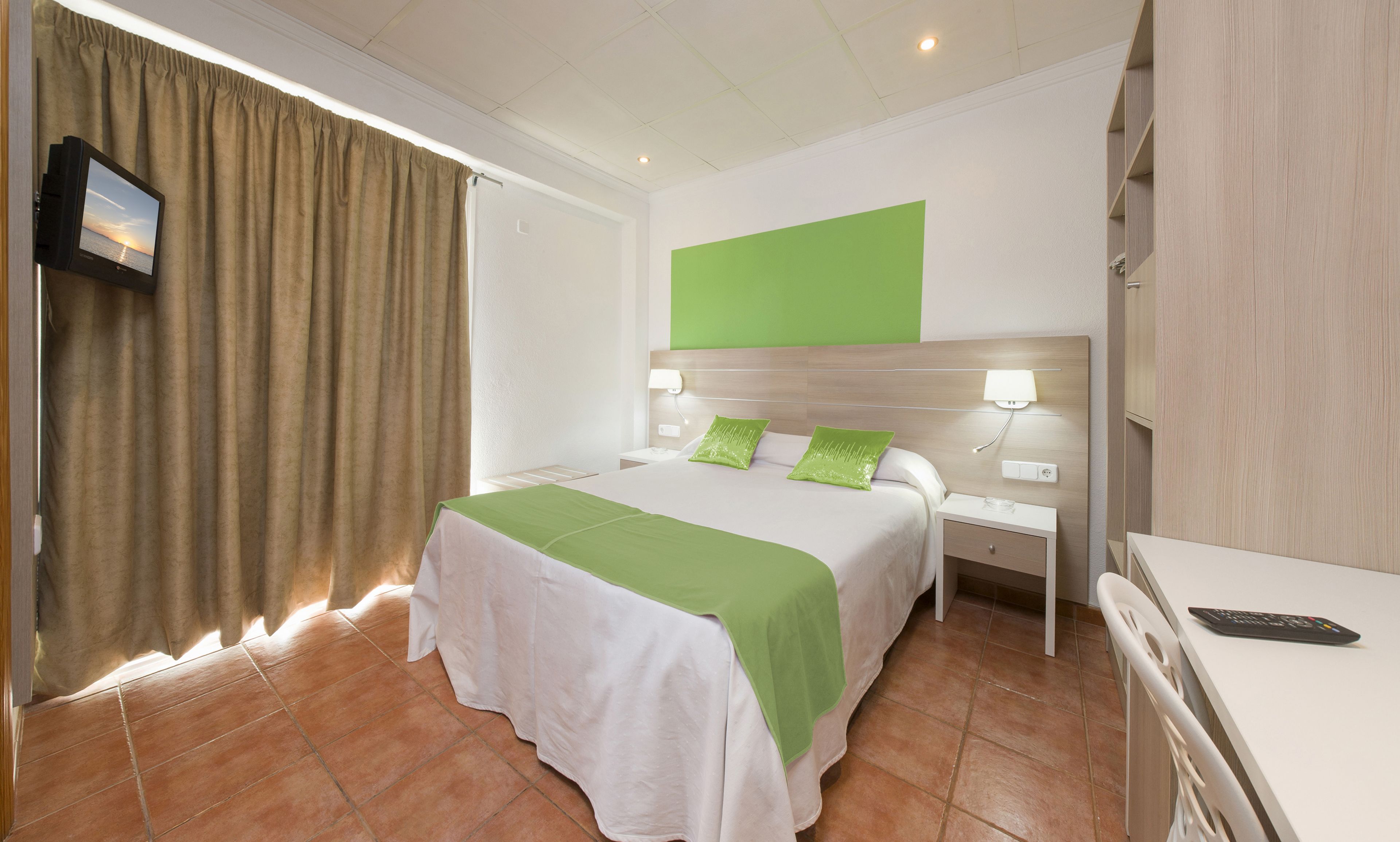 Foto - Hostal Adelino