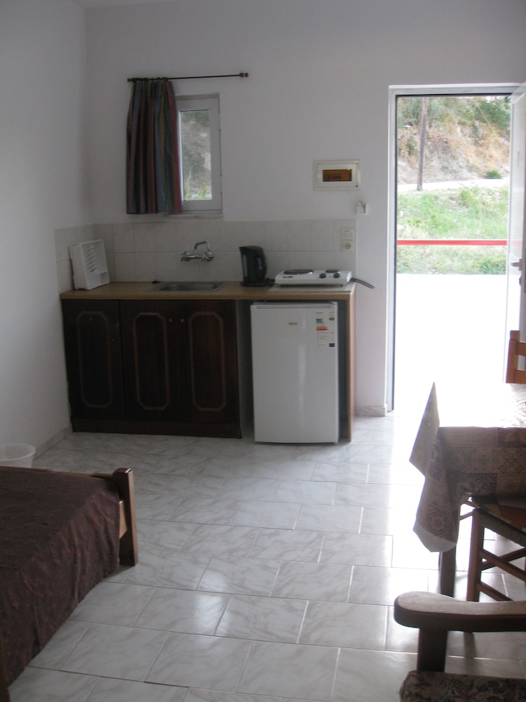 Stenna Apartments photo 5