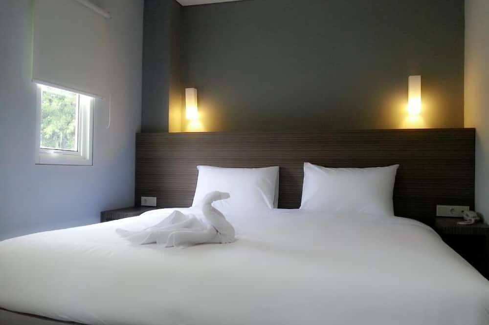 IZI Hotels