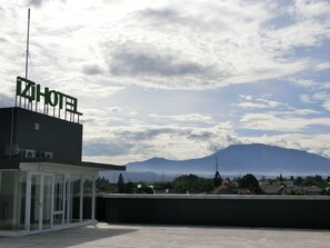Mountain view - IZI Hotels (Bogor)