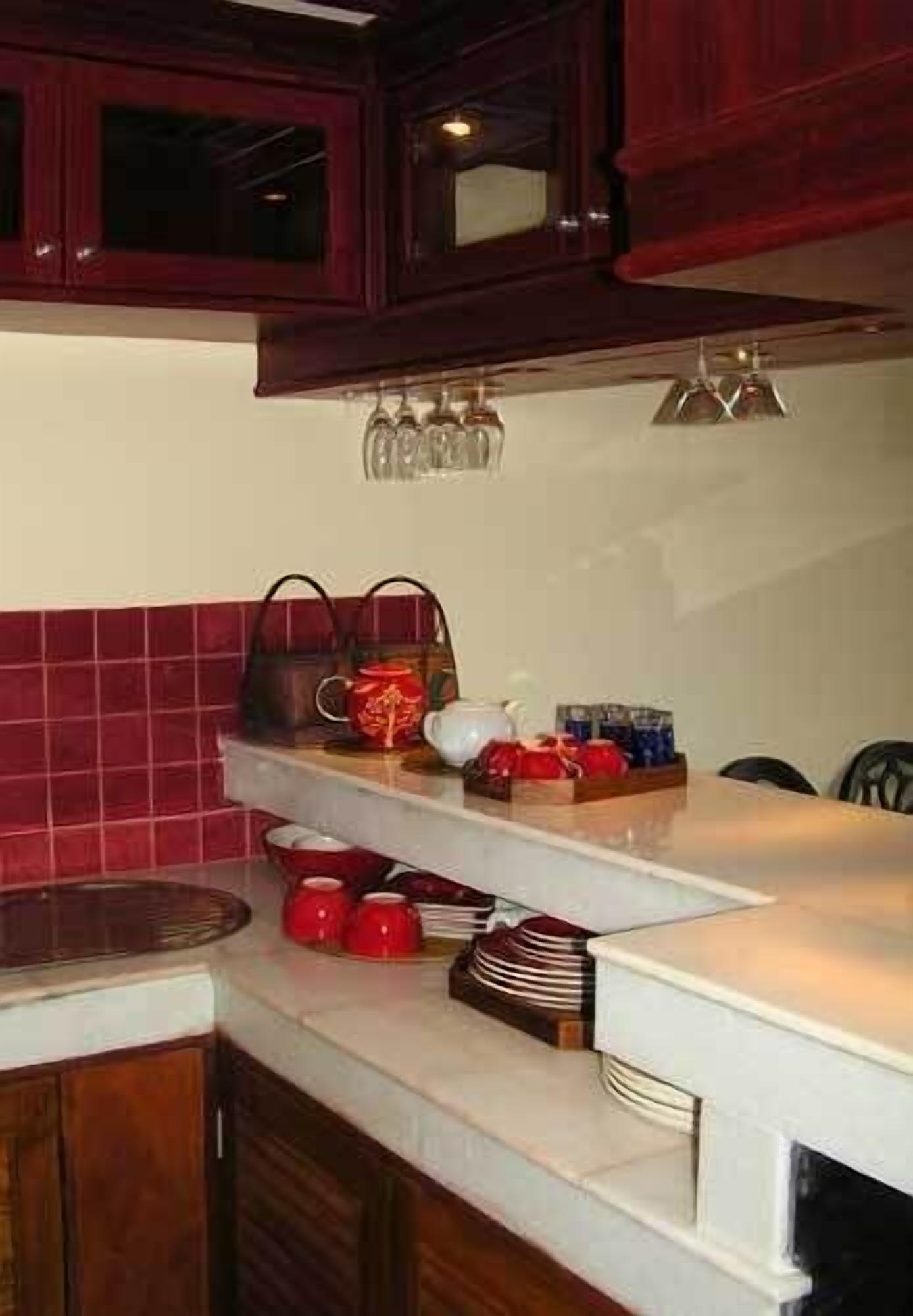 apartment, 2 bedrooms, ocean view | private kitchen | coffee/tea maker, electric kettle