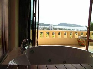 Jacuzzi Suite | Boblebad