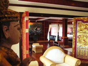 Presidential Suite | Living area - Prince Edouard Apartment & Resort (Patong)