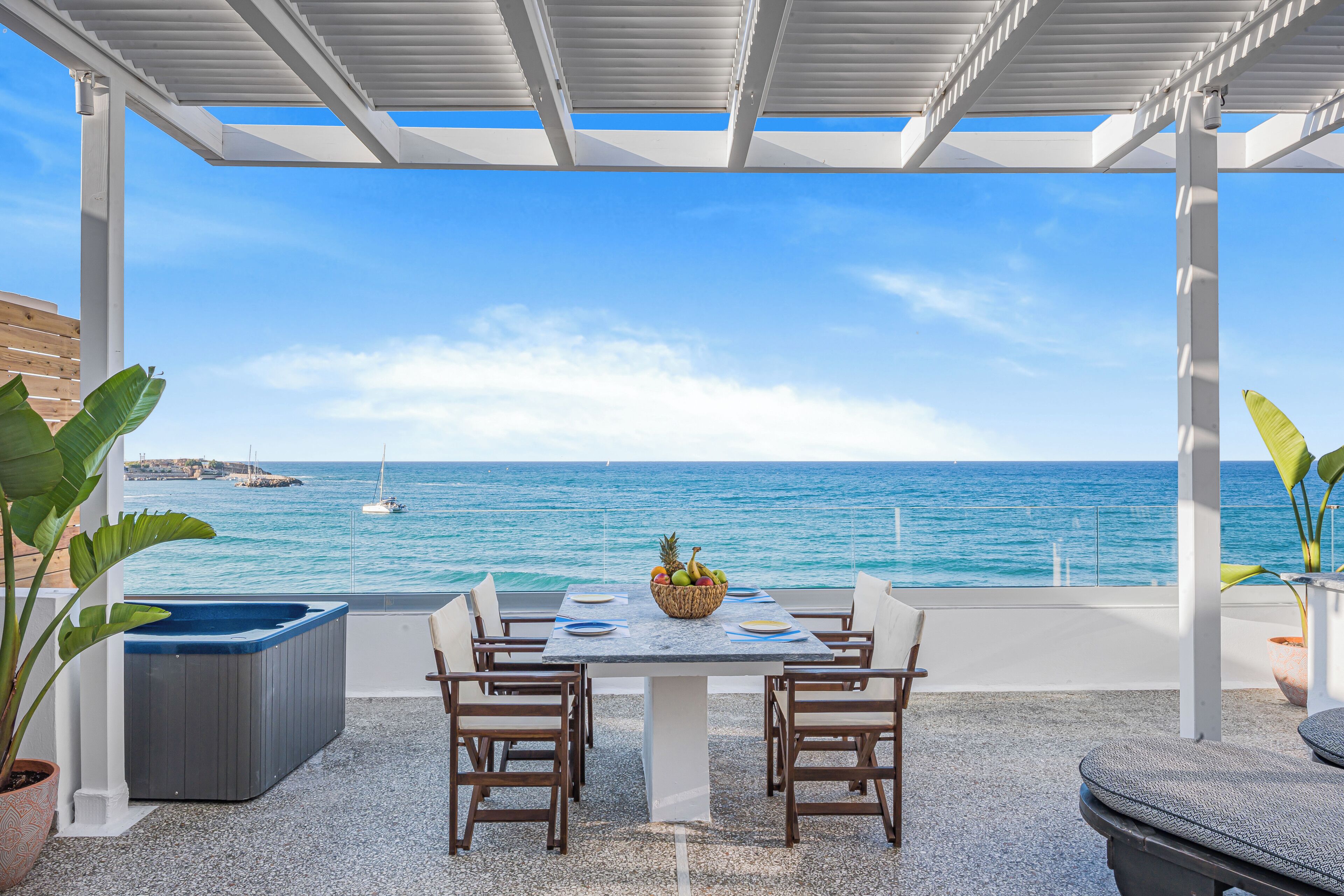 Premium Suite, Jetted Tub, Sea View | Premium bedding, in-room safe, soundproofing, iron/ironing board