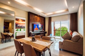 Suite « Premier », vue océan | Coin séjour