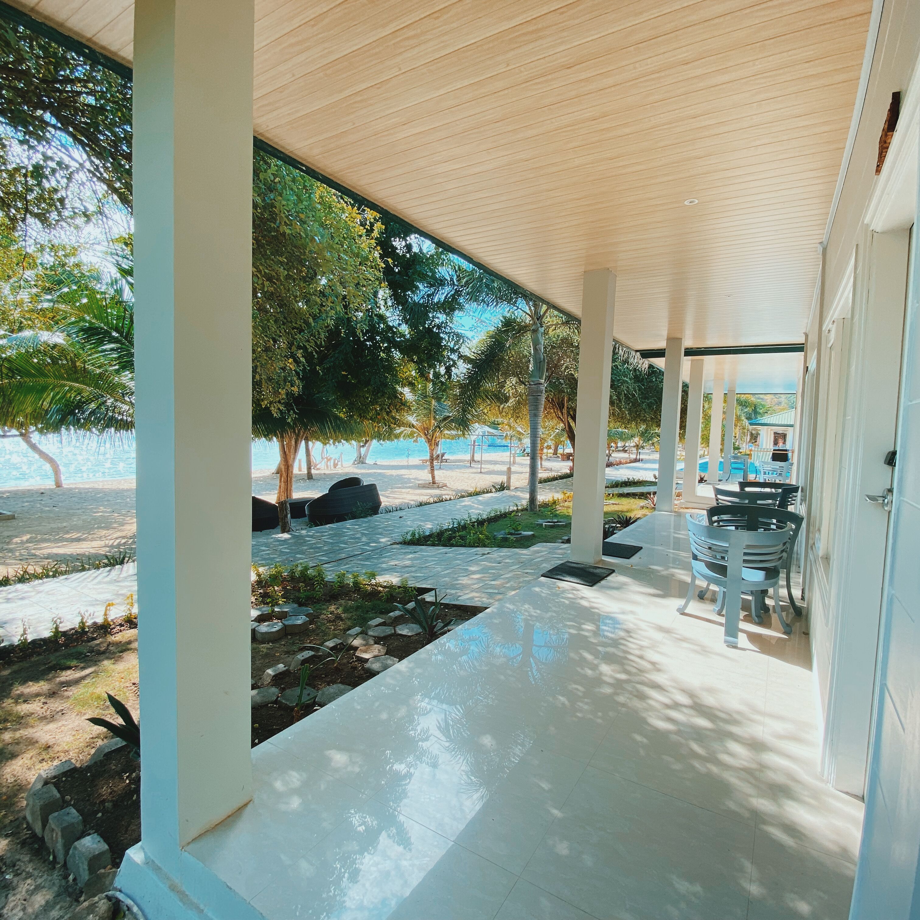 Deluxe Double or Twin Room, Beachfront (Cottage Beachfront) | Terrace/patio