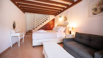 Duplex | Premium bedding, in-room safe, individually decorated, blackout curtains