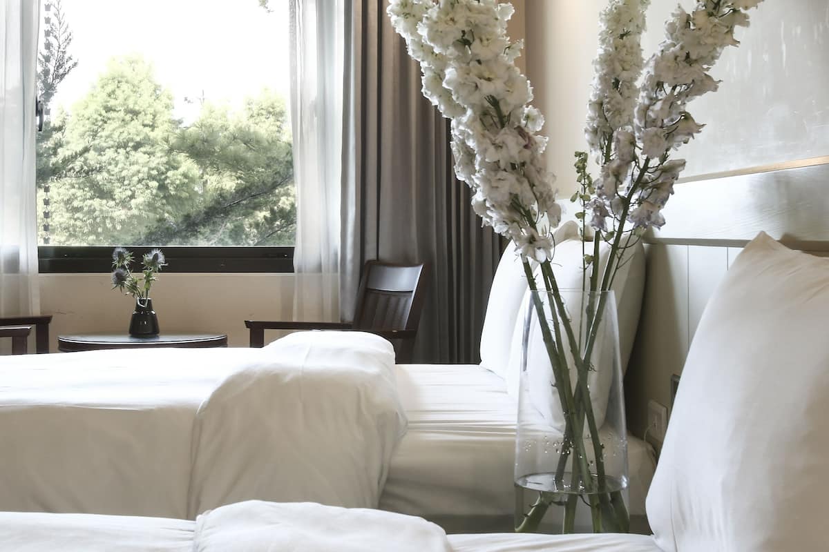 basic quadruple room, 2 double beds | desk, free wifi