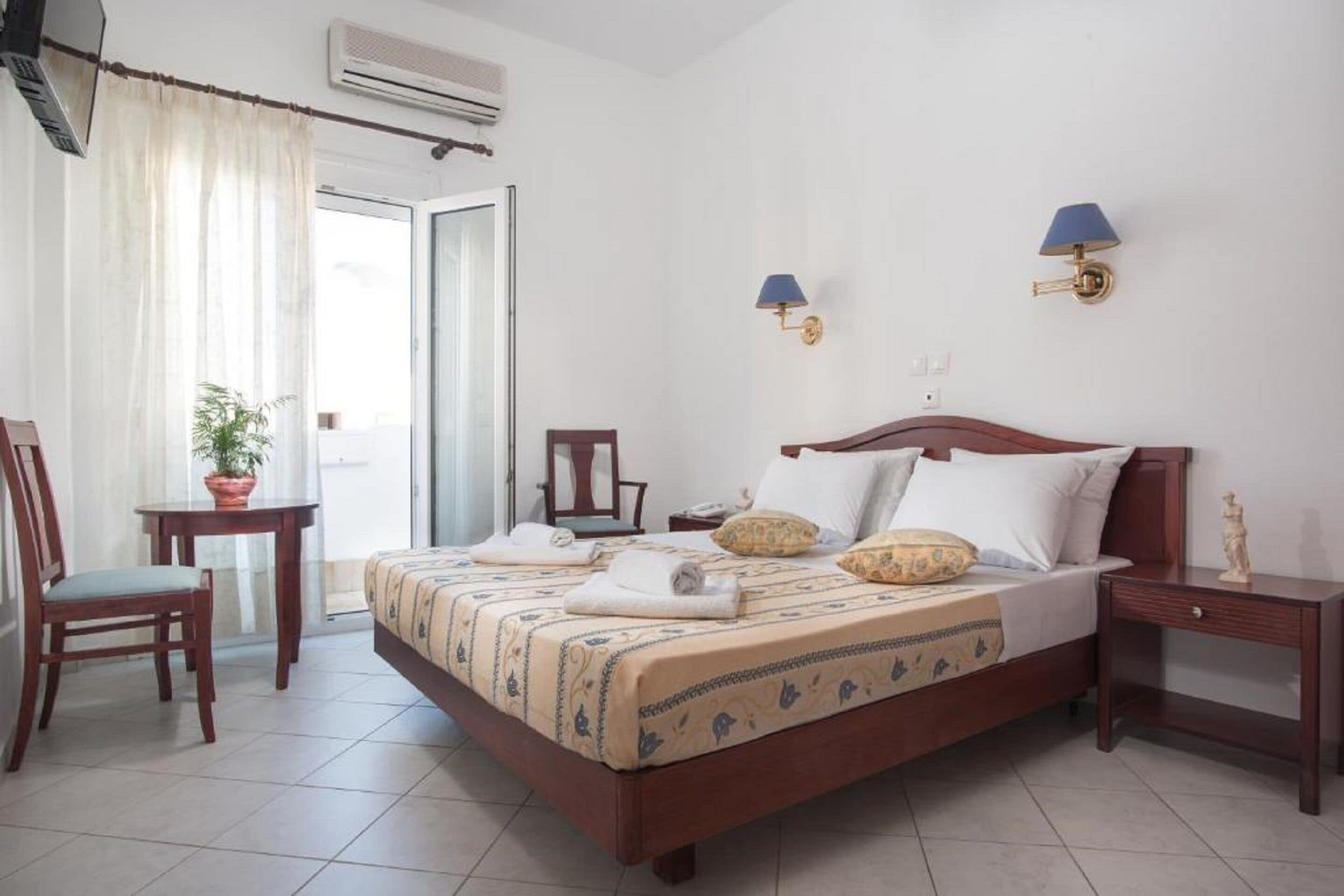 1 bedroom, in-room safe, free wifi, bed sheets