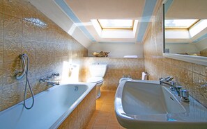 Bathroom - Hotel Luciana (Massa)