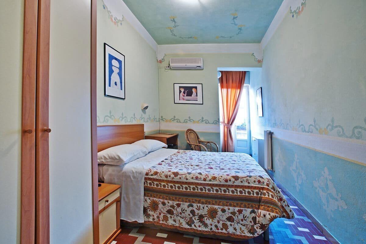 in-room safe, desk, cots/infant beds, free wifi