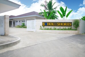Property entrance - Bohol Shores (Dauis)