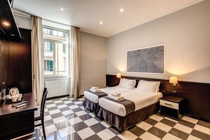 Habitación doble | Caja fuerte, cunas gratuitas, wifi gratis