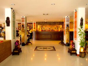 Reception - The Win Place (Chiang Mai)