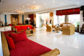 บริเวณนั่งเล่นที่ล็อบบี้