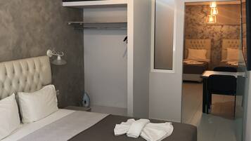 Apartment | Soundproofing, iron/ironing board, free WiFi, bed sheets