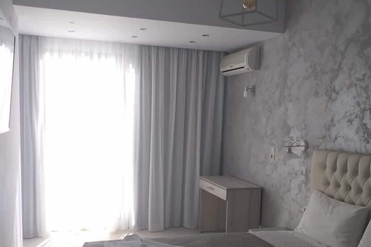 Double or Twin Room | Soundproofing, iron/ironing board, free WiFi, bed sheets
